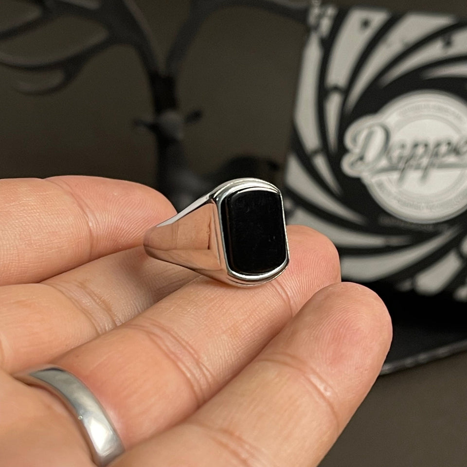 Plain Square Black Agate (Onyx) Modern Silver Ring