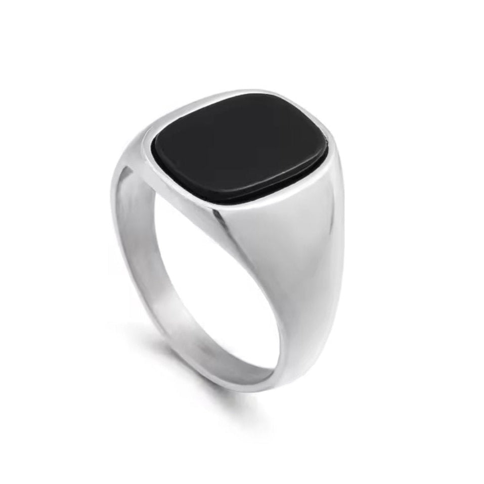Plain Square Black Agate (Onyx) Modern Silver Ring