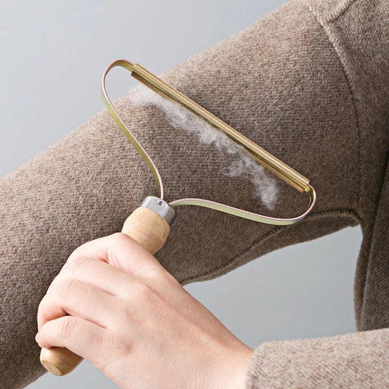 Manual Lint Remover Tool