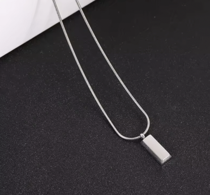 Unisex Bar Pendent Necklace