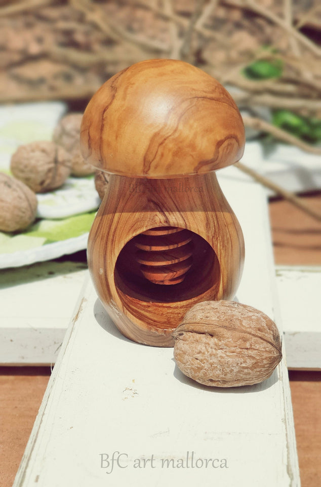 Nutcracker Mushroom