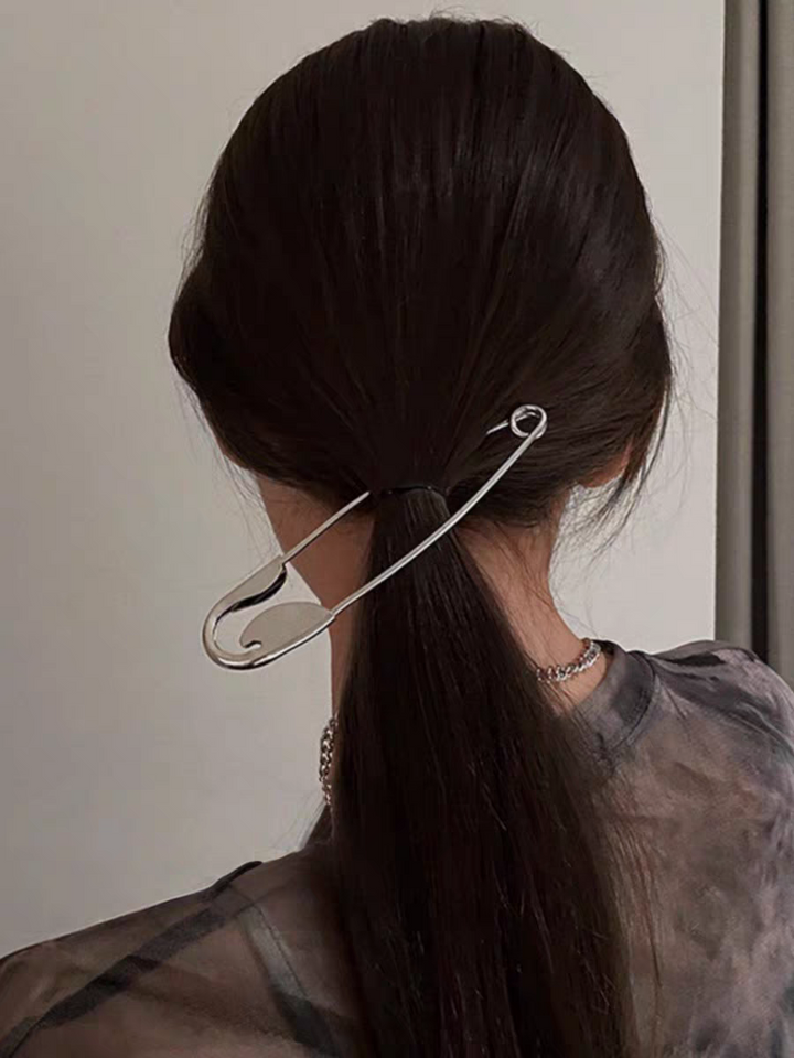 Oversized Safety Pin Hair Clip