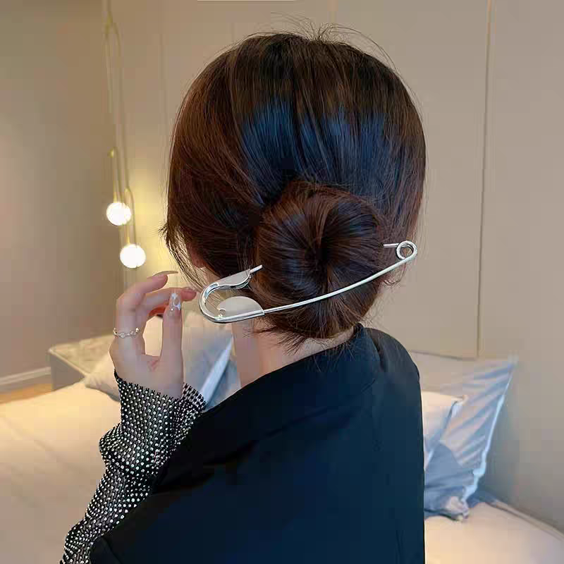Oversized Safety Pin Hair Clip